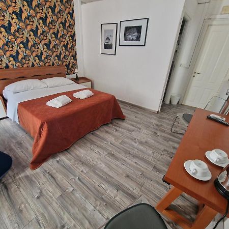 Gallienus Hotel Рим Екстериор снимка